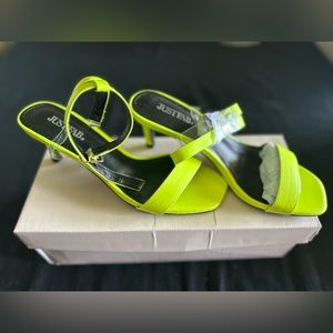 NEVER USED: Brand New low heel